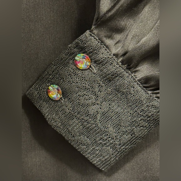 Black elegant blouse - Picture 3 of 5